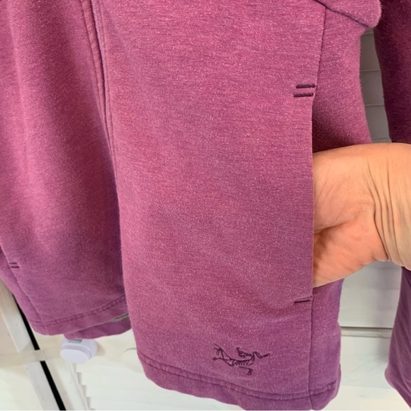 Arc'teryx Tarsa Hoodie Womens S Trim Fit Full Zip Jacket Fuchsia Thumbholes - Picture 6 of 16